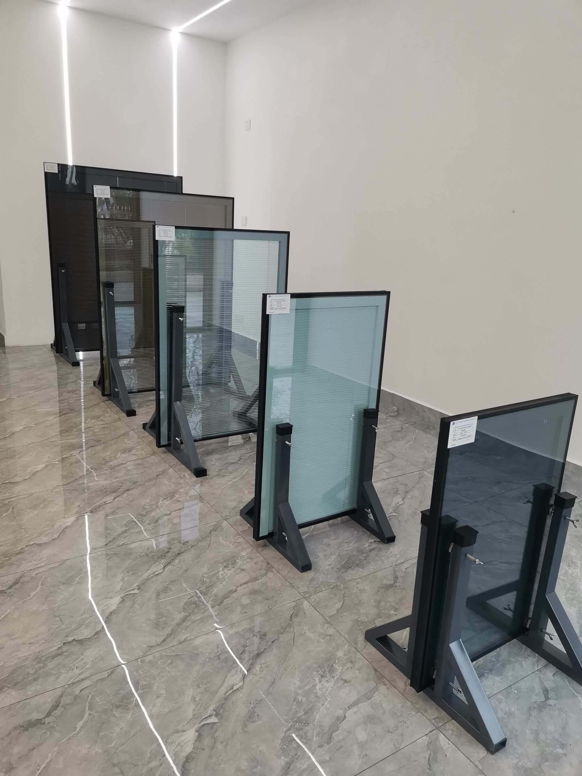 内置百叶中空防火玻璃