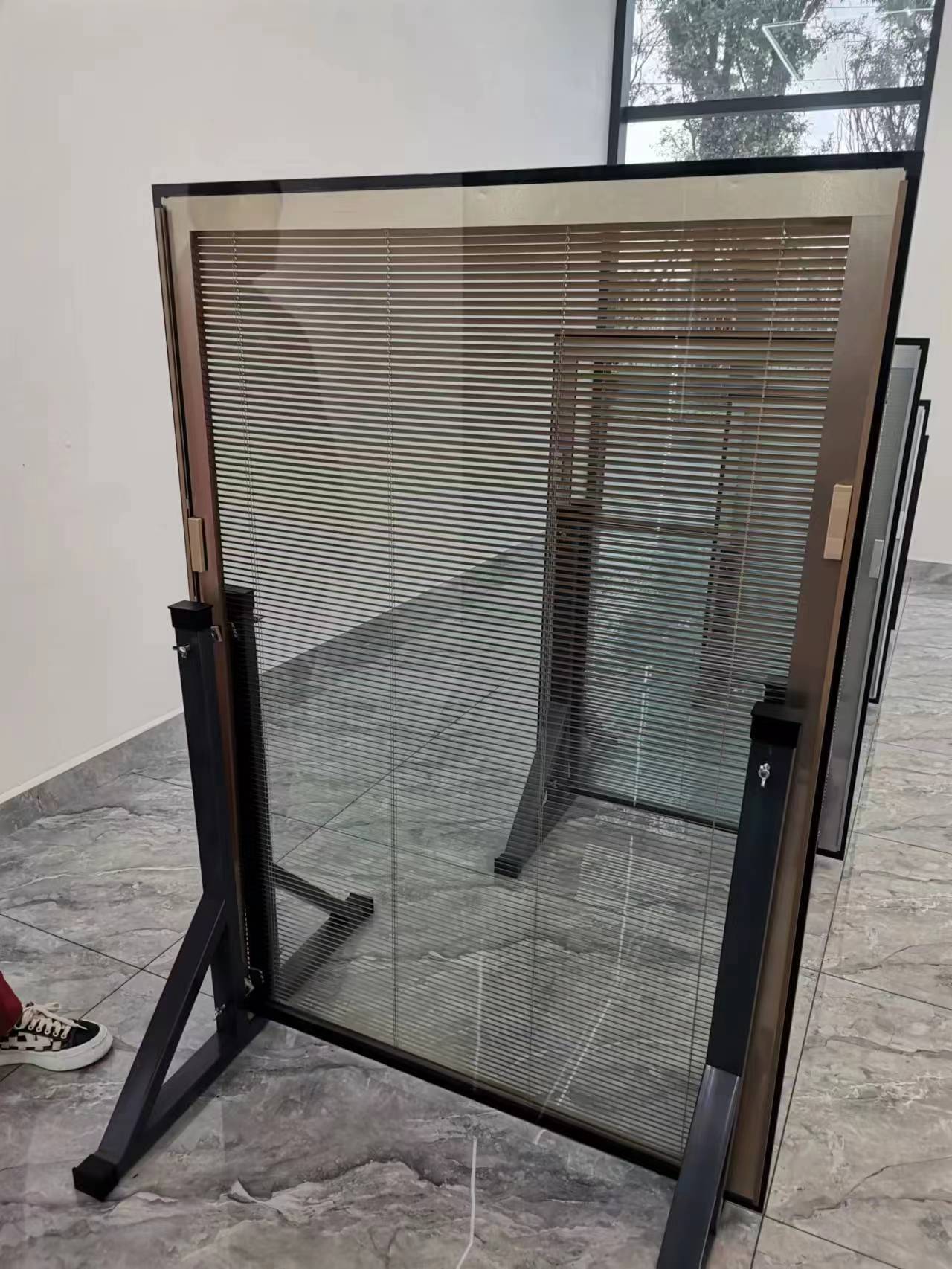 百叶中空防火玻璃