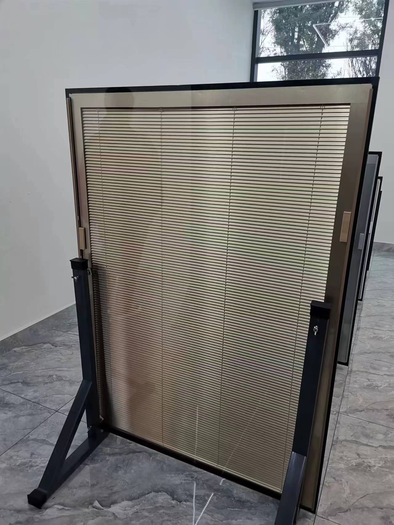 防火百叶中空玻璃